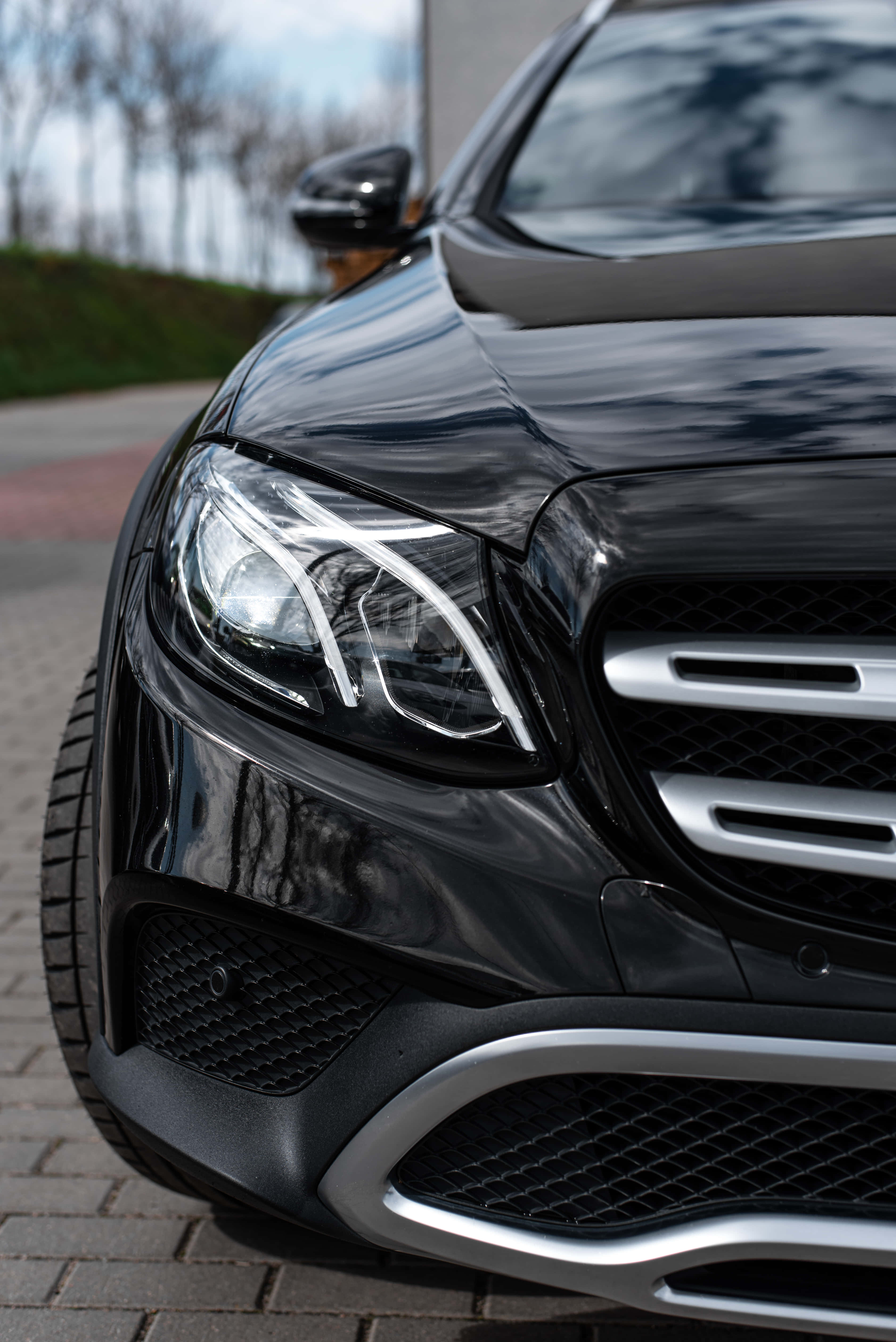 Højpræstation luksus i Mercedes Benz Clase E Wallpaper