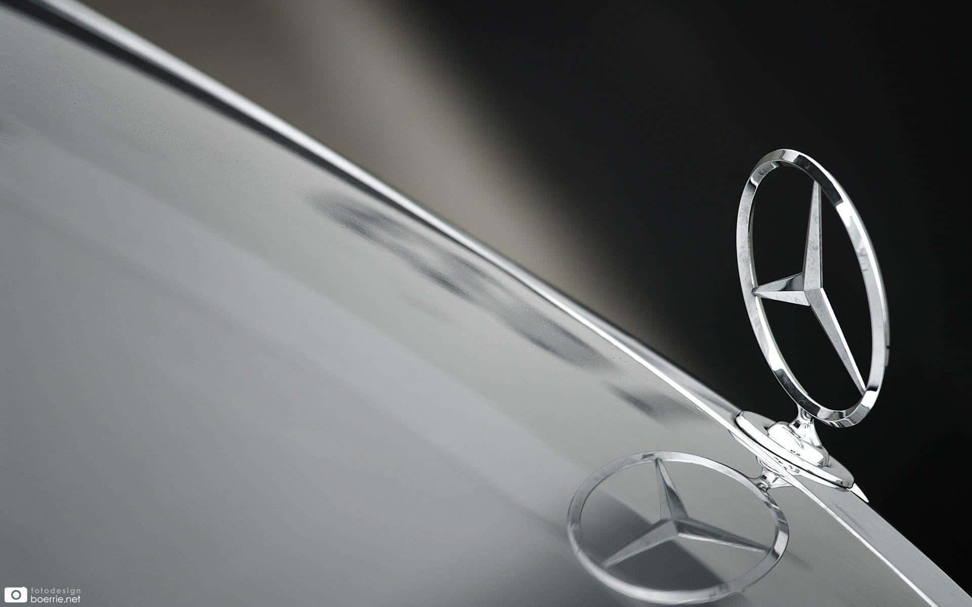 Mercedesbenz-logotypen - Precision Med Stil.
