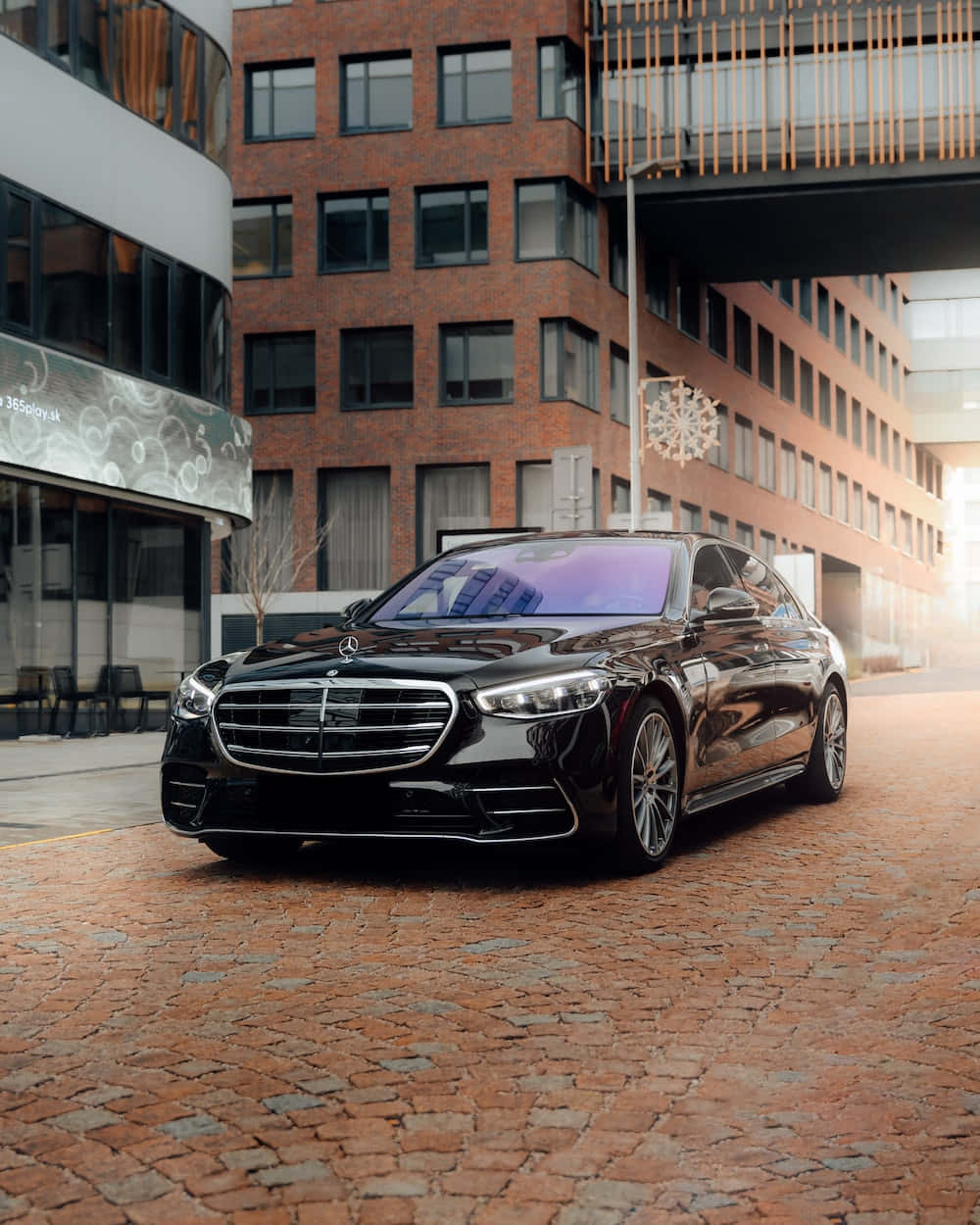 Mercedes Benz S-class 2021: Luxury And Performance In Harmony Wallpaper