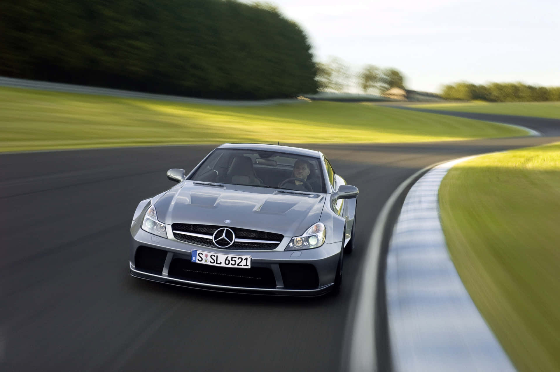 Captivating Mercedes Benz SL-Class Luxury Convertible Wallpaper