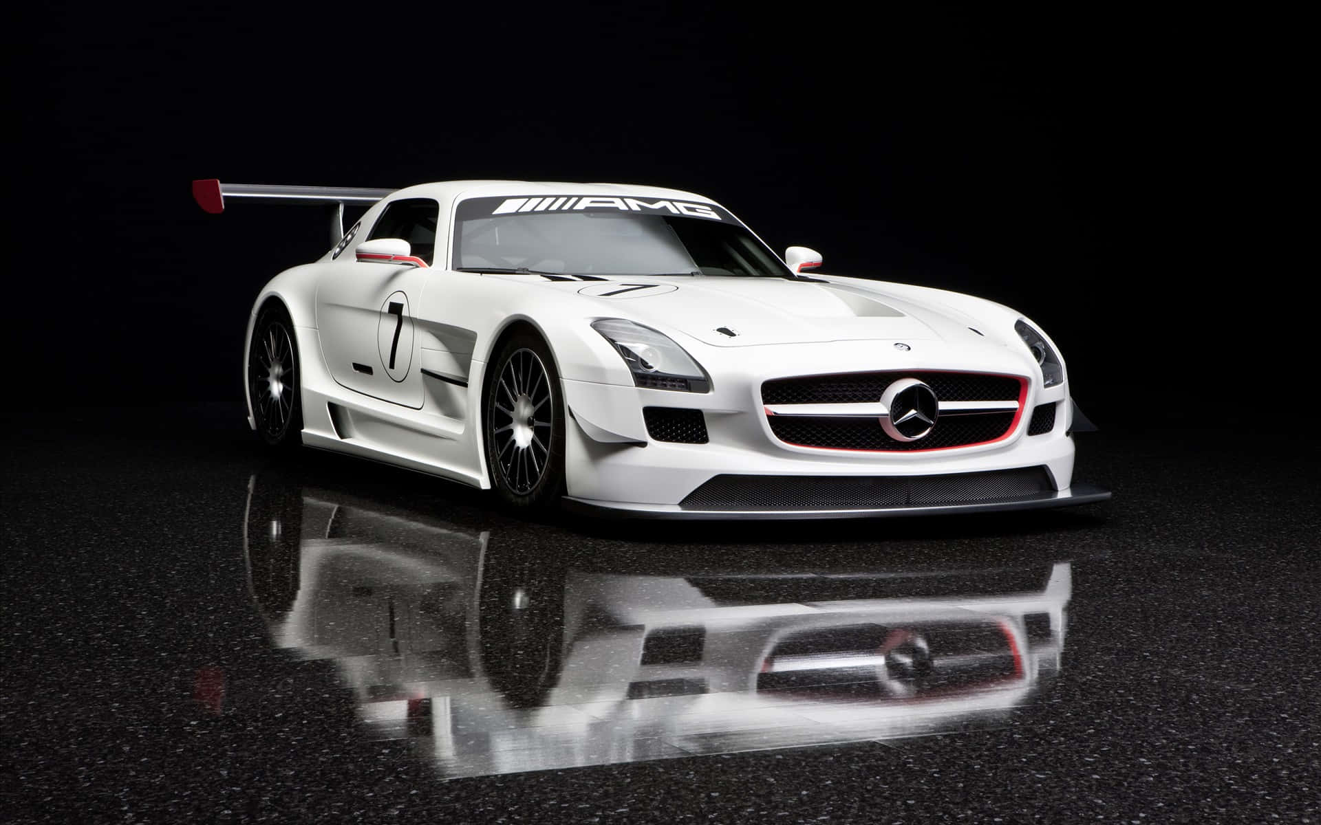 Luksus Mercedes-Benz-bil i en rig 4K-opløsning Wallpaper