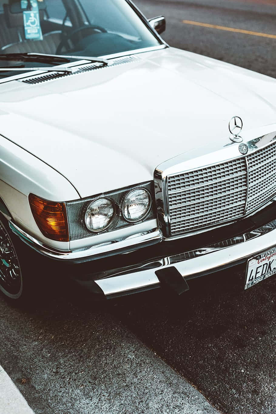 Mercedes White Vintage Classic Iphone Wallpaper