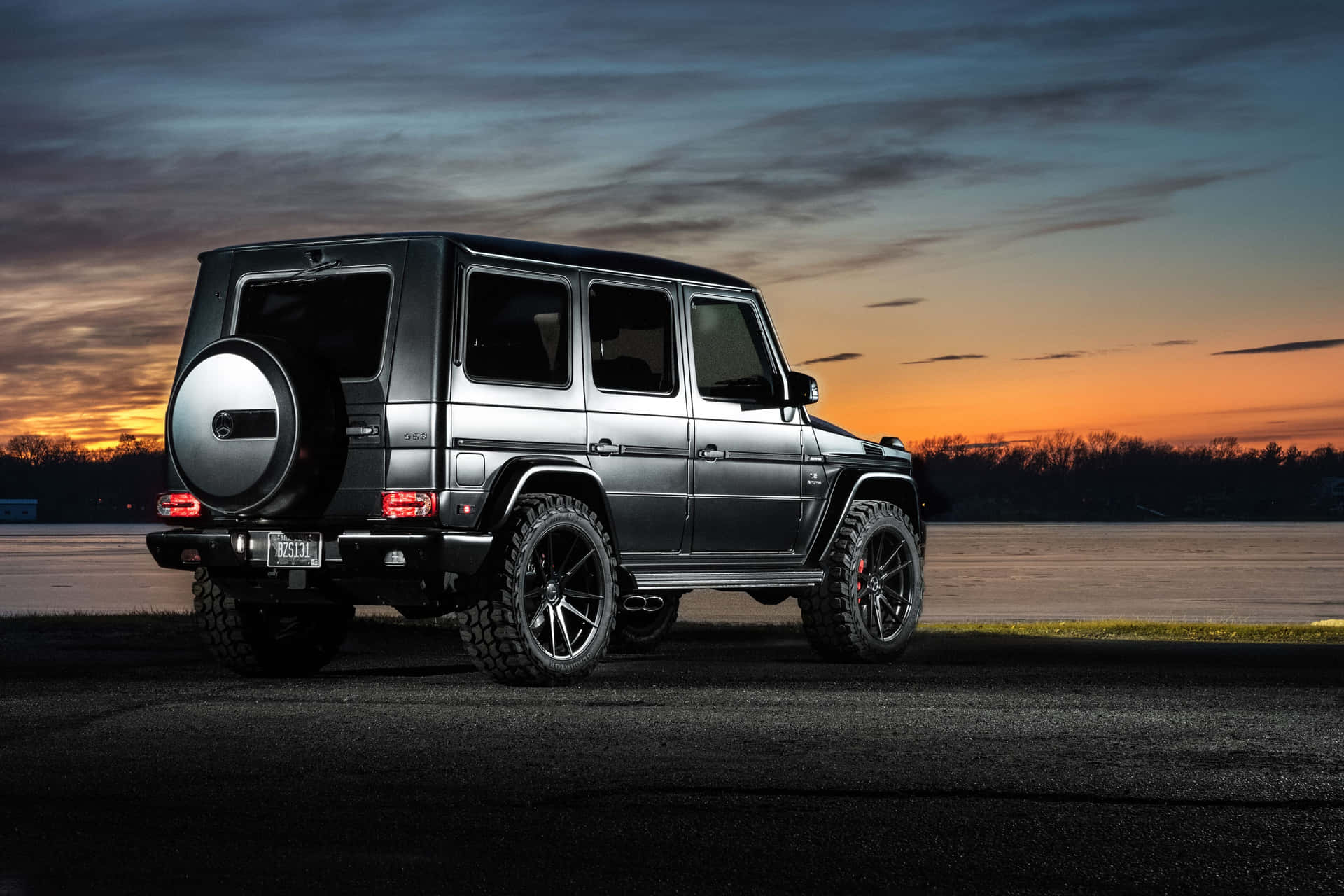 Mercedes G Wagon Sunset Backdrop Wallpaper