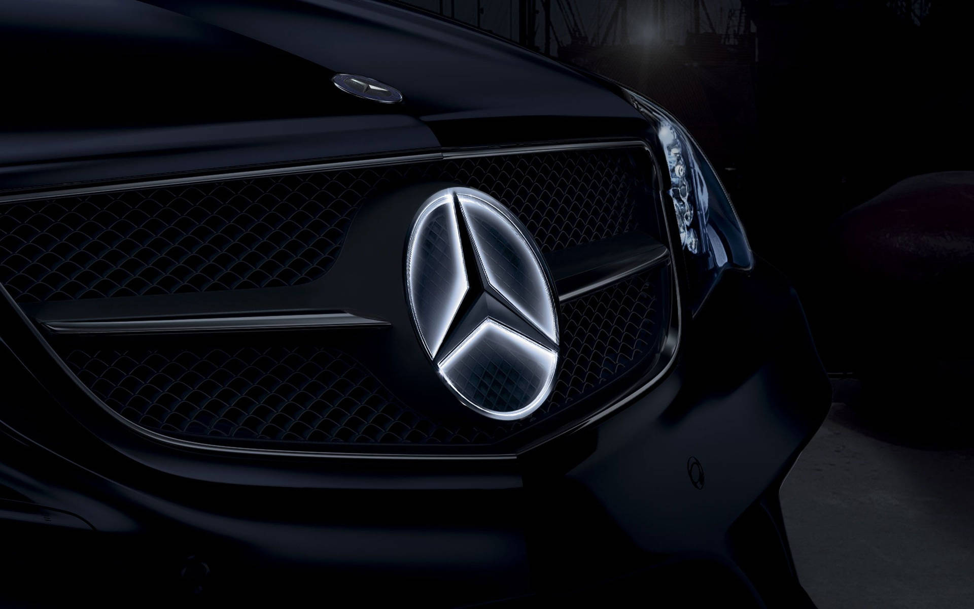 Mercedes Logo Glow In The Dark Wallpaper