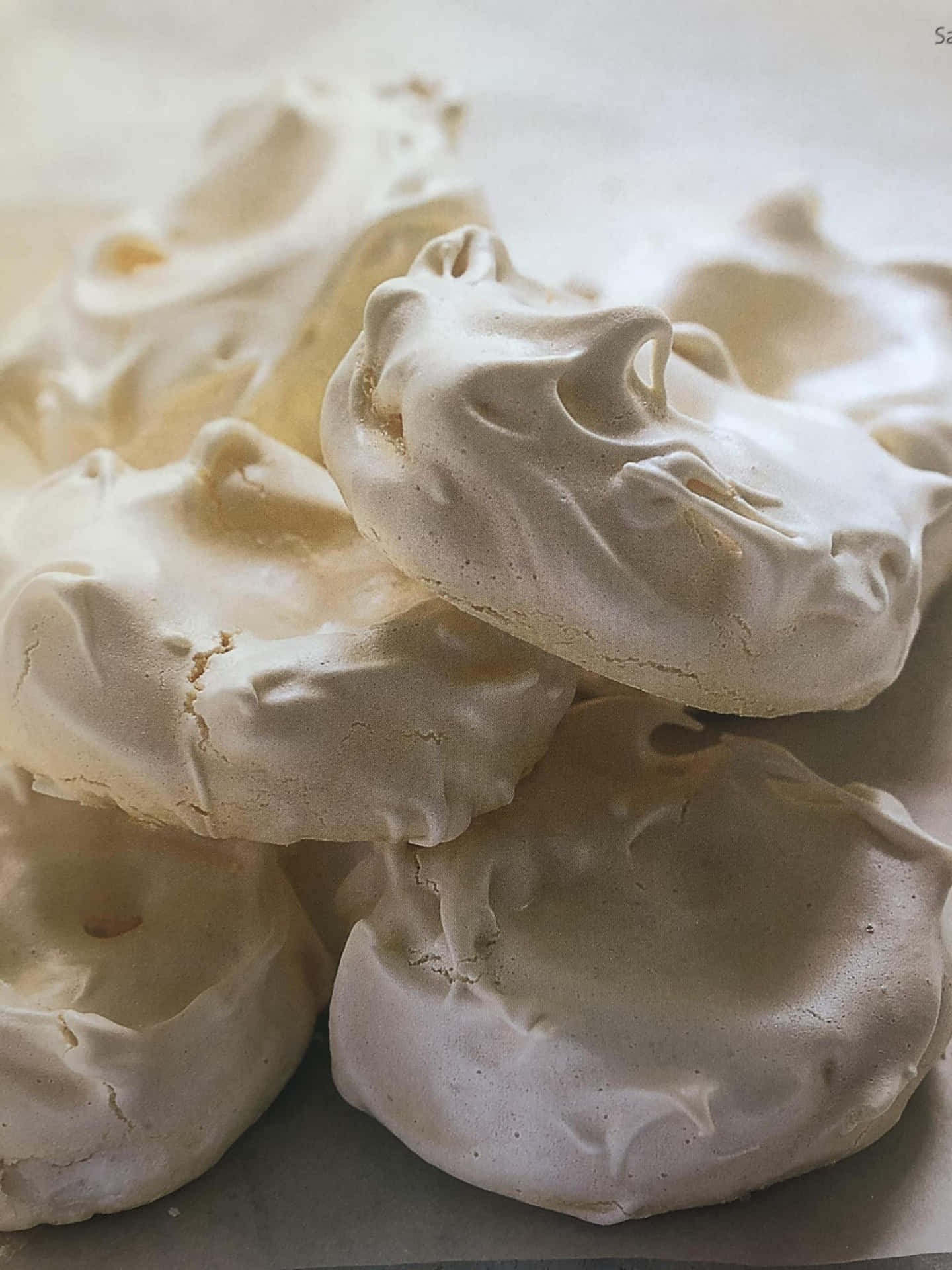 Sweet and delicious meringue with a powdered sugar top. Wallpaper