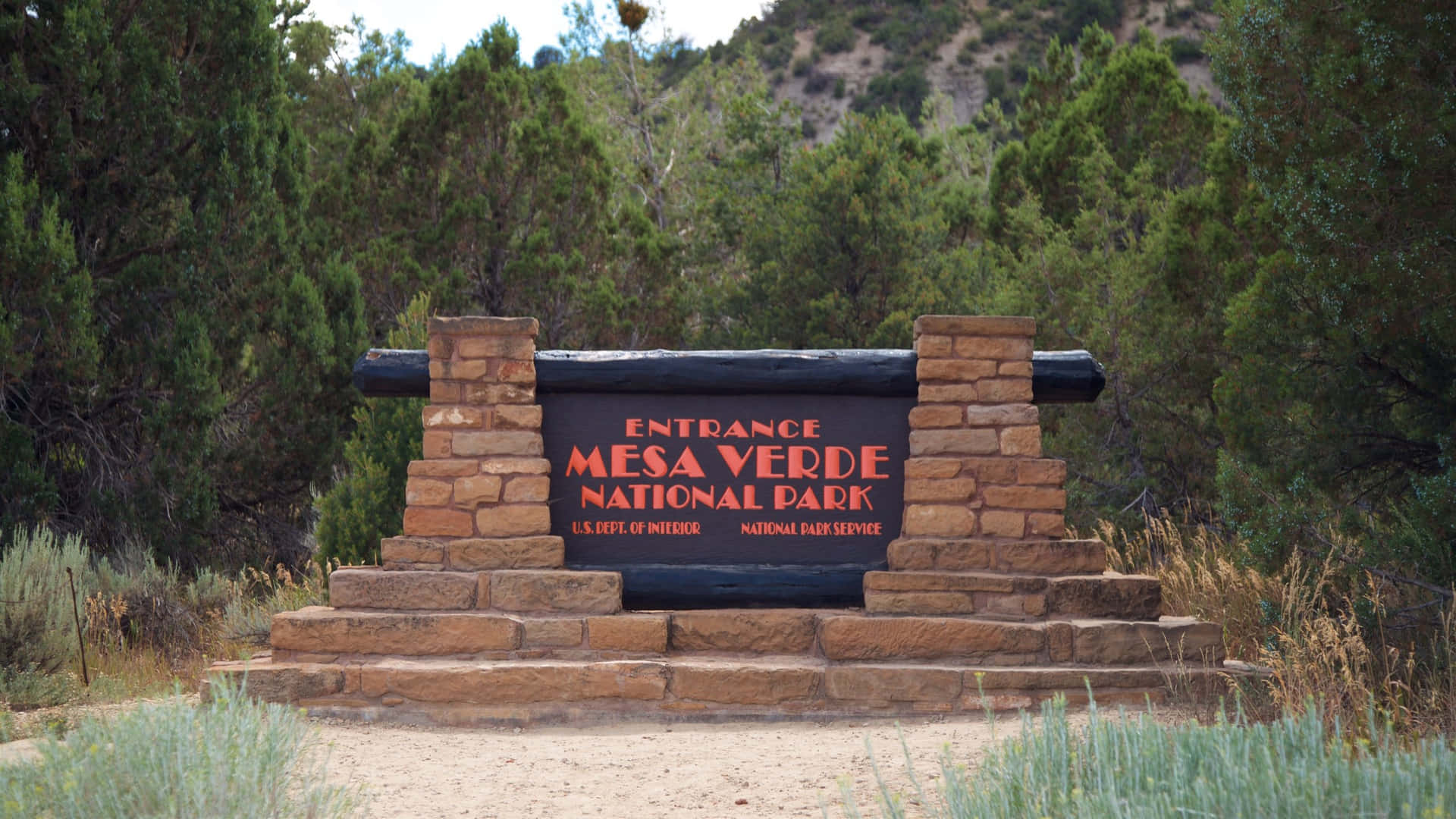 Mesa Verde National Park Entrance Sign Wallpaper