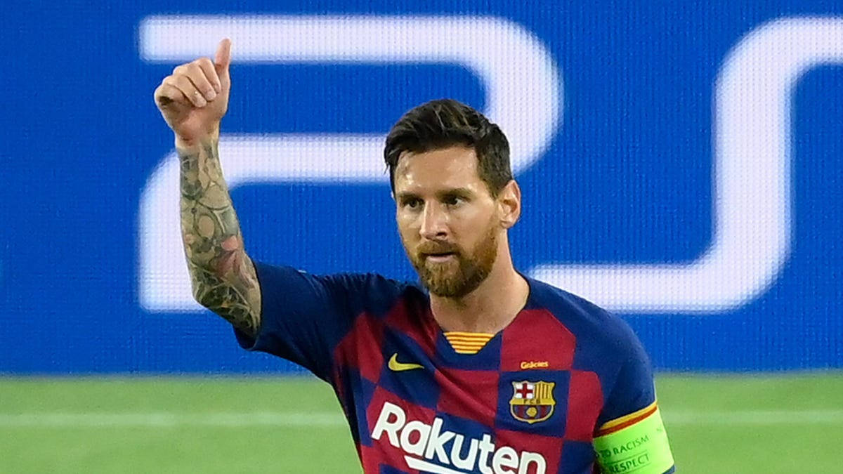 Messi 2021 Thumbs Up Tapet: Se Messi opføre sig som en indfødt dansktalende i det grafiske wallpaper, der kan pryde din computer eller mobil. Wallpaper