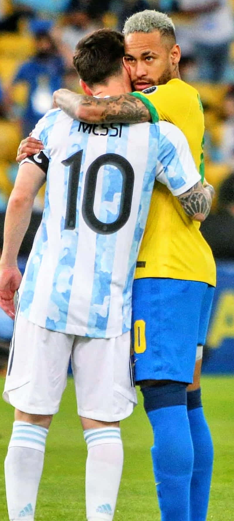 Hãy tải xuống hình nền điện thoại Messi và Neymar để hiển thị tình yêu với bộ đôi siêu sao này. Chiêm ngưỡng vẻ đẹp rực rỡ của hình nền bóng đá này và sử dụng nó để làm nền tảng cho trang chủ của bạn nhé!