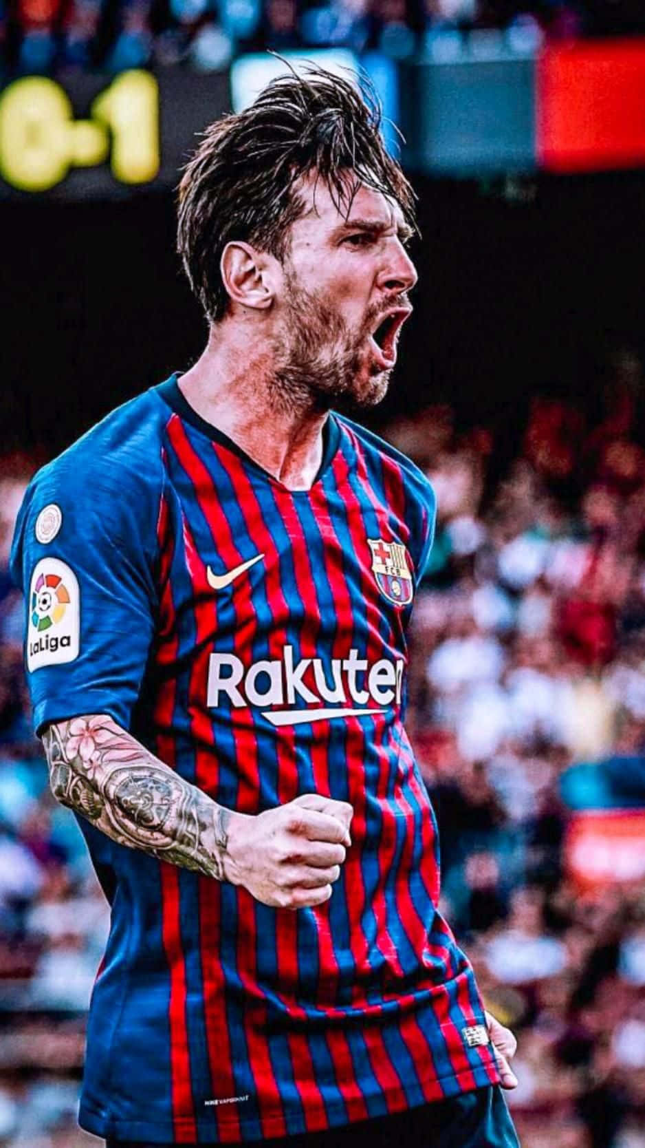 Laestrella Del Fútbol Lionel Messi Deslumbra En El Campo De Juego. Fondo de pantalla