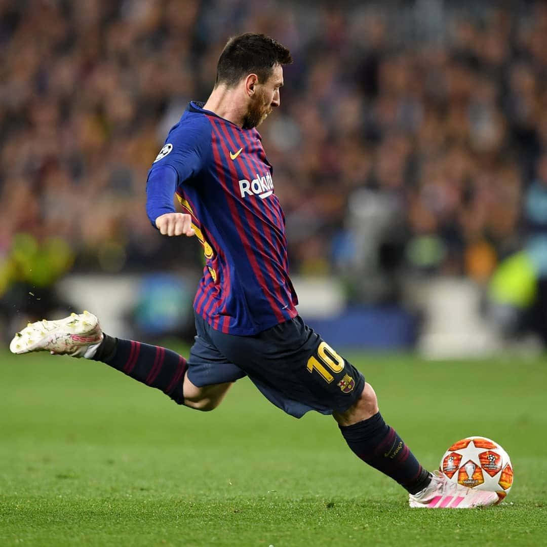 Messi Free Kick Action Wallpaper