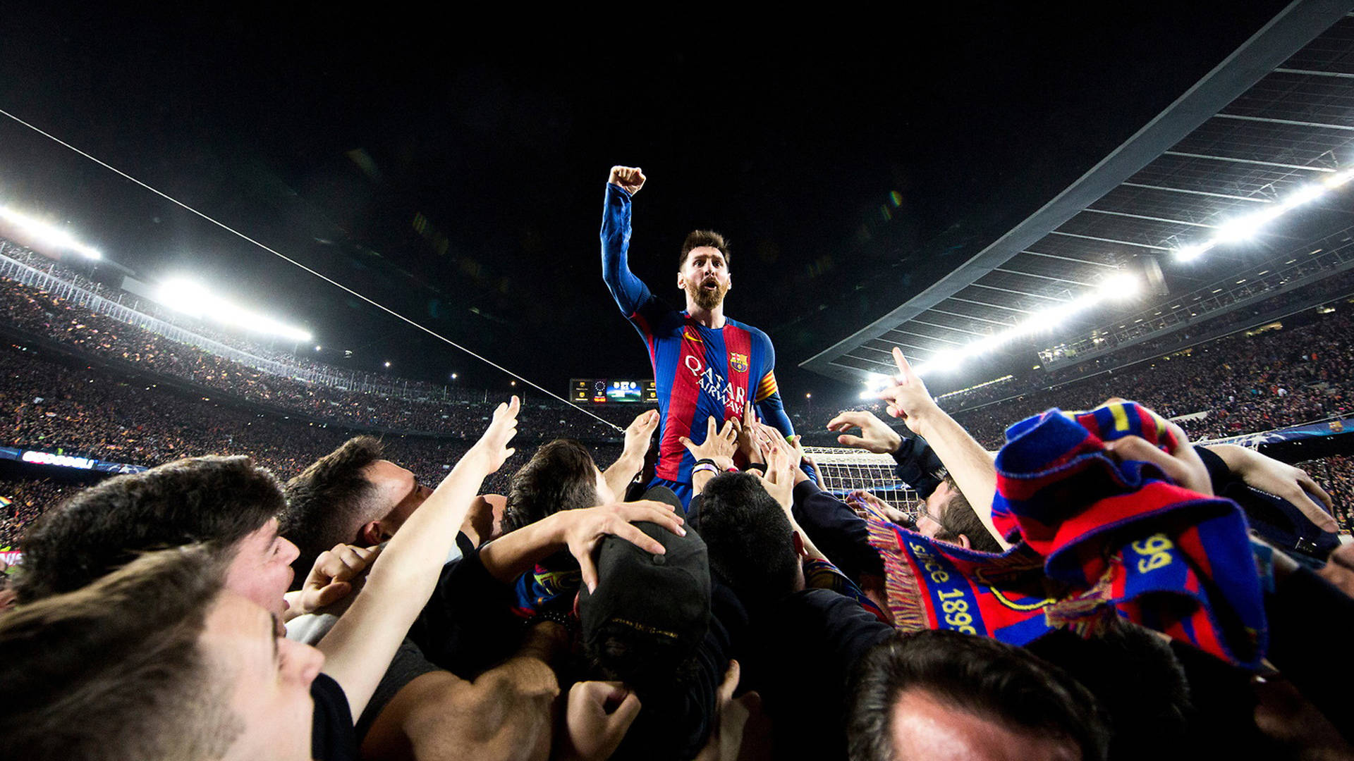 Messi PSG Cheering Crowd Wallpaper