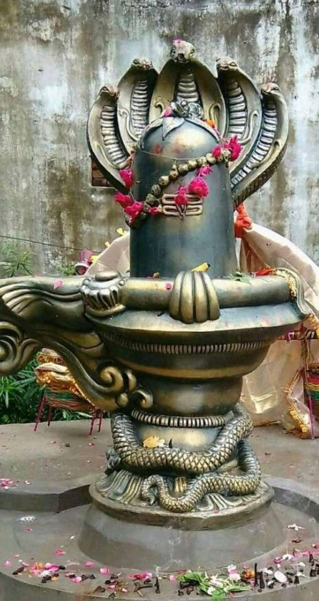 Download Metal Sculpture Shiva Lingam Wallpaper 