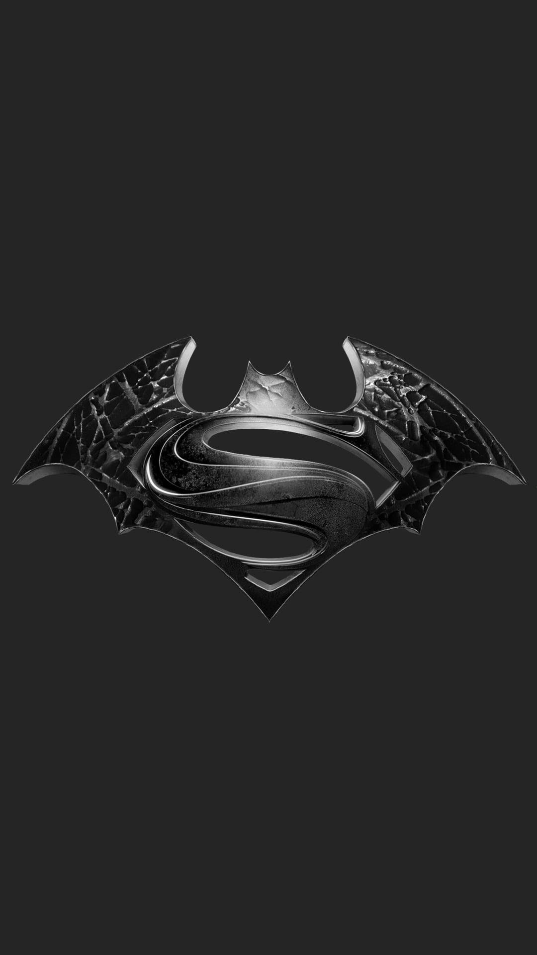 Metallisk Superman og Batman Logo iPhone Tapet Wallpaper