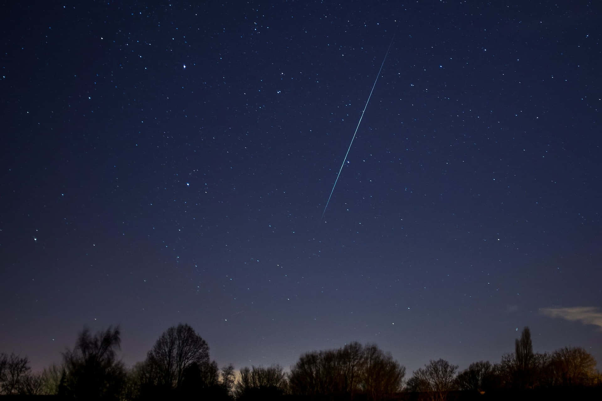 Enfantastiskt Vacker Bild På En Meteor I Flykt