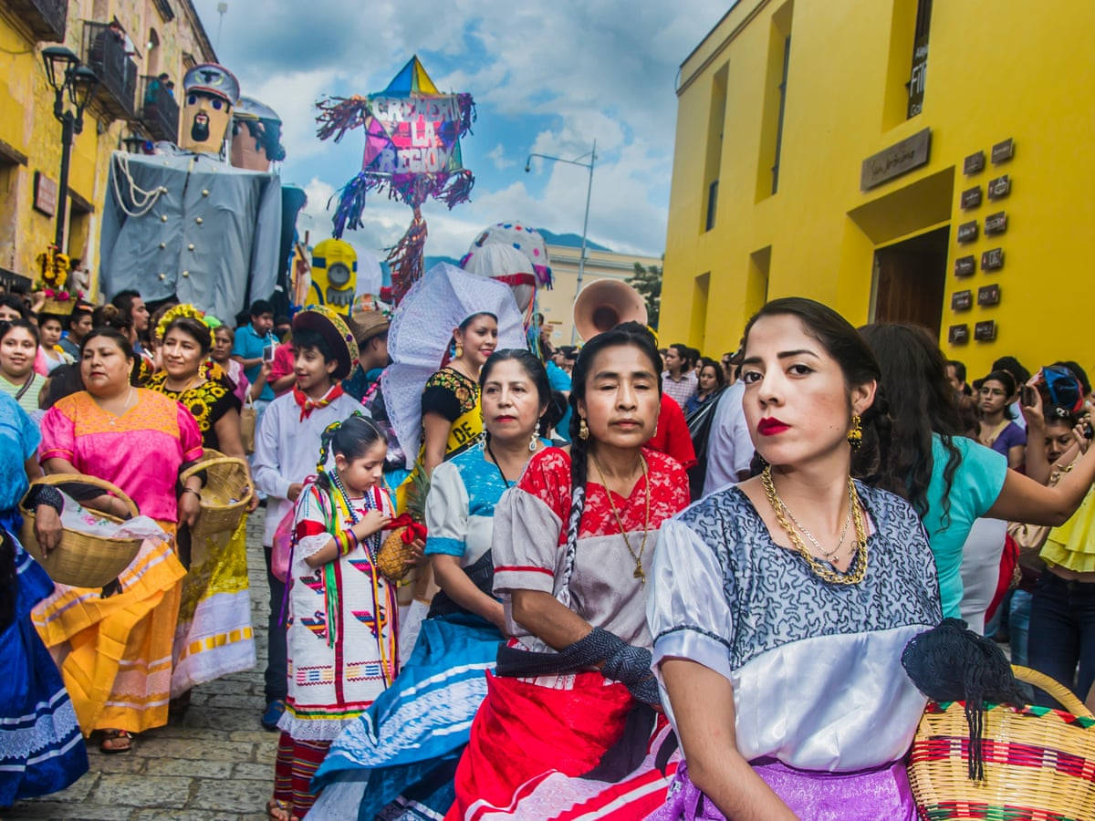 Mexikanskakvinnor I Oaxaca. Wallpaper