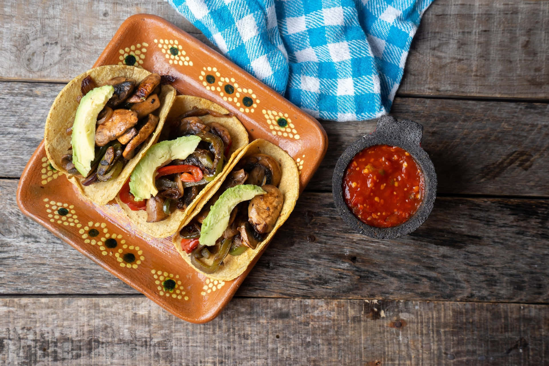 Njutav Läcker Och Smakrik Mexikansk Mat Med Mexico Foods!