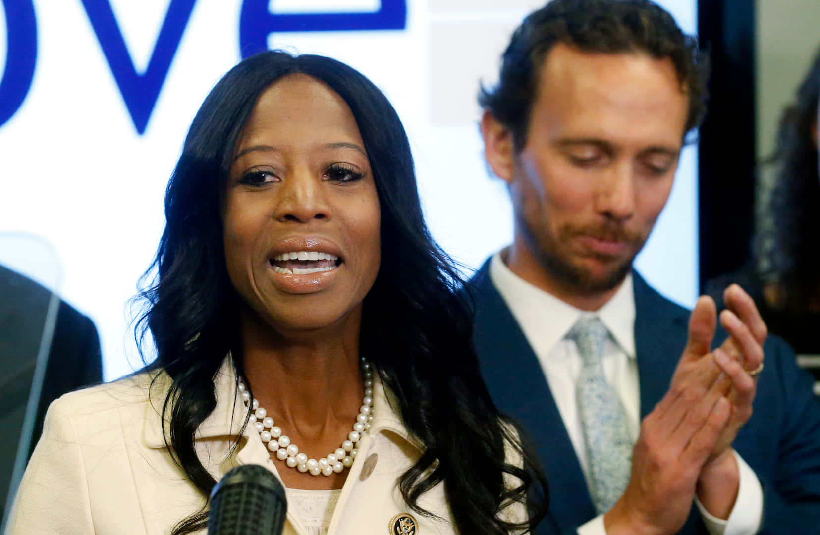 Mia Love Speaking At Election Rally Wallpaper