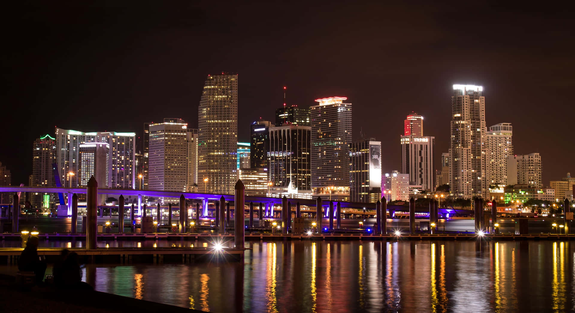 Njutav Den Vackra Skylines I Miami I 4k-upplösning. Wallpaper
