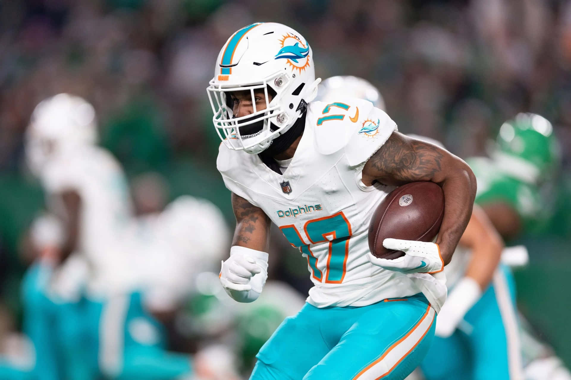 Miami Dolphins Player Action Shot Wallpaper