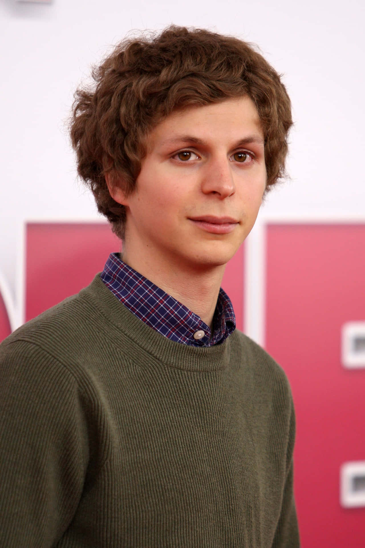 Elactor Michael Cera Luciendo Un Aspecto Casual Fondo de pantalla