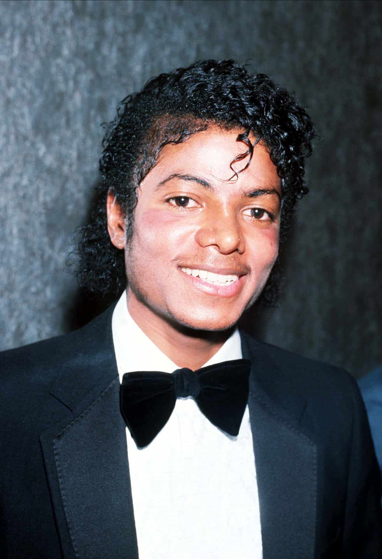 Michael Jackson Smilingin Tuxedo