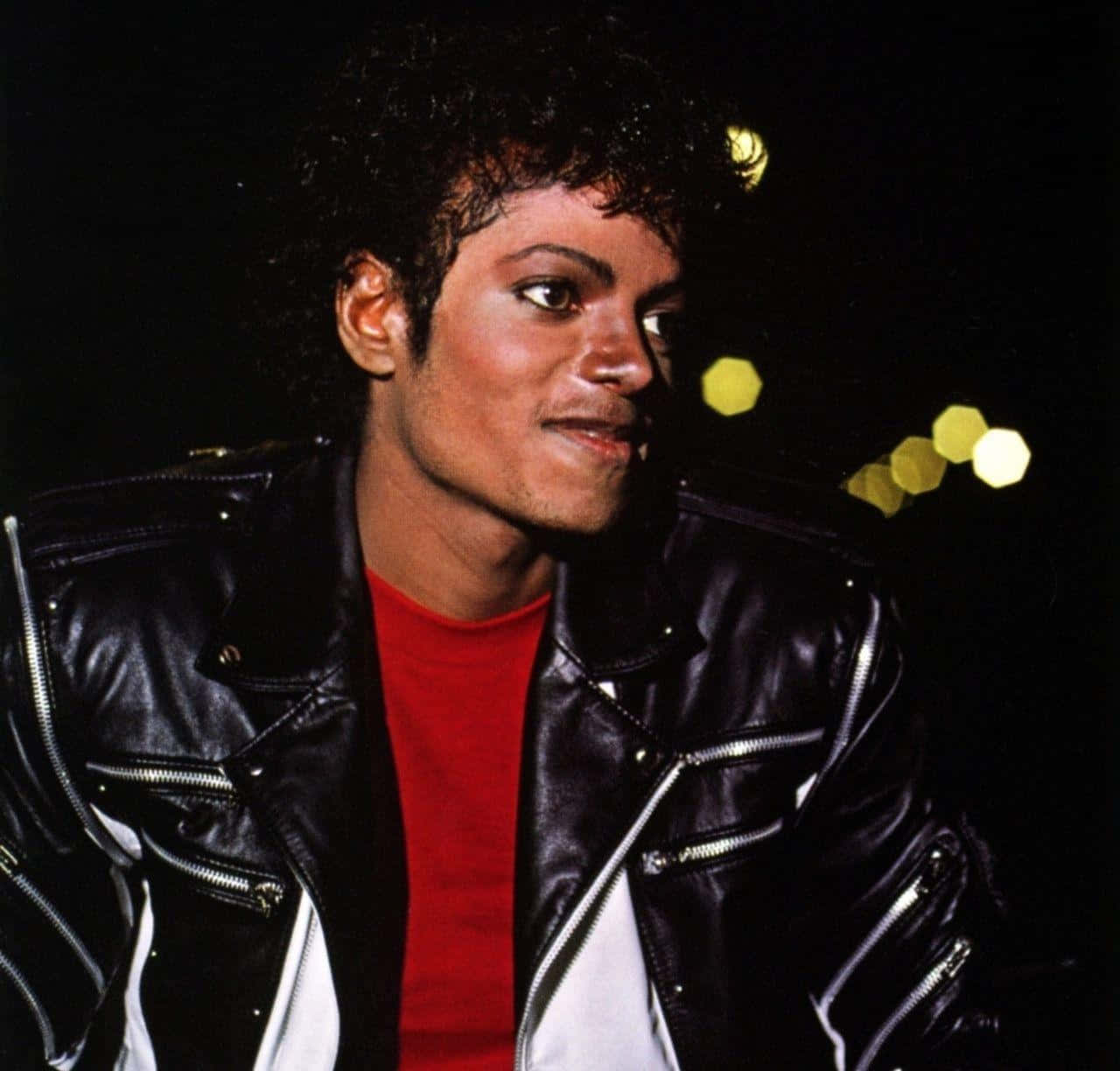 Michaeljackson Emociona Multidões Com Sua Icônica Performance Em Thriller. Papel de Parede
