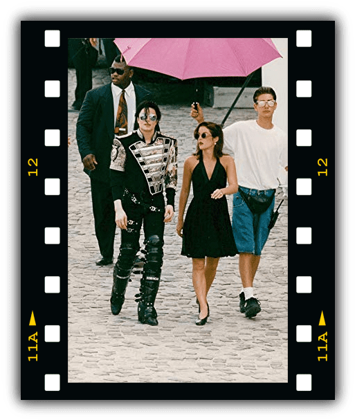 Michael Jackson Walking With Entourage PNG