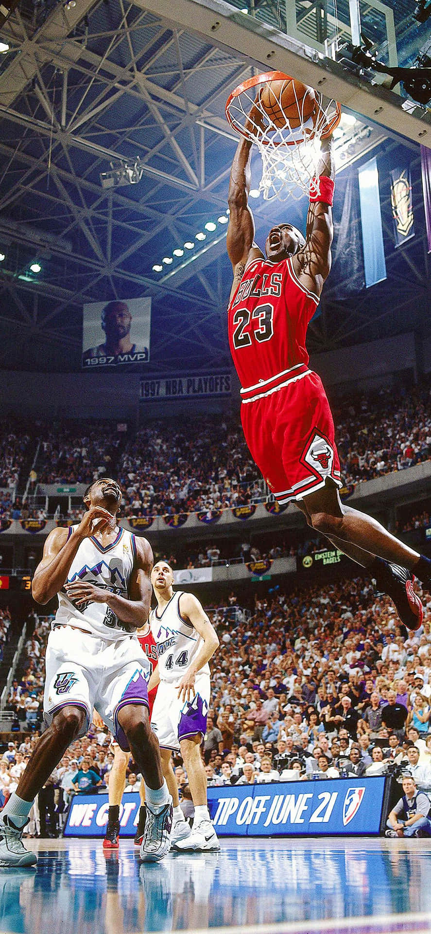 Michael Jordan displays his new limited edition personalised iPhone Wallpaper