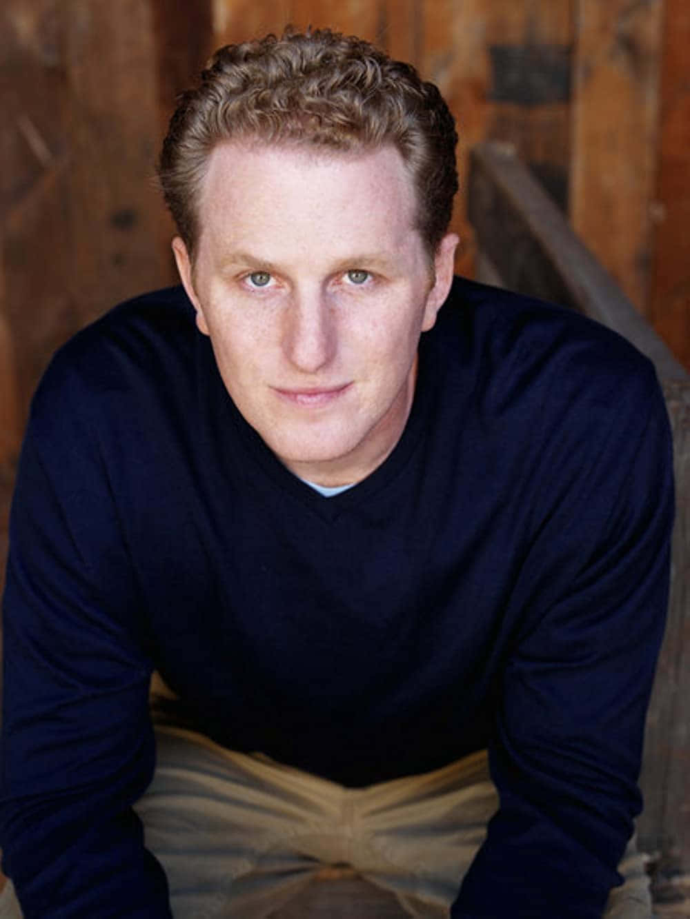 Actor Michael Rapaport sporting a casual outfit Wallpaper