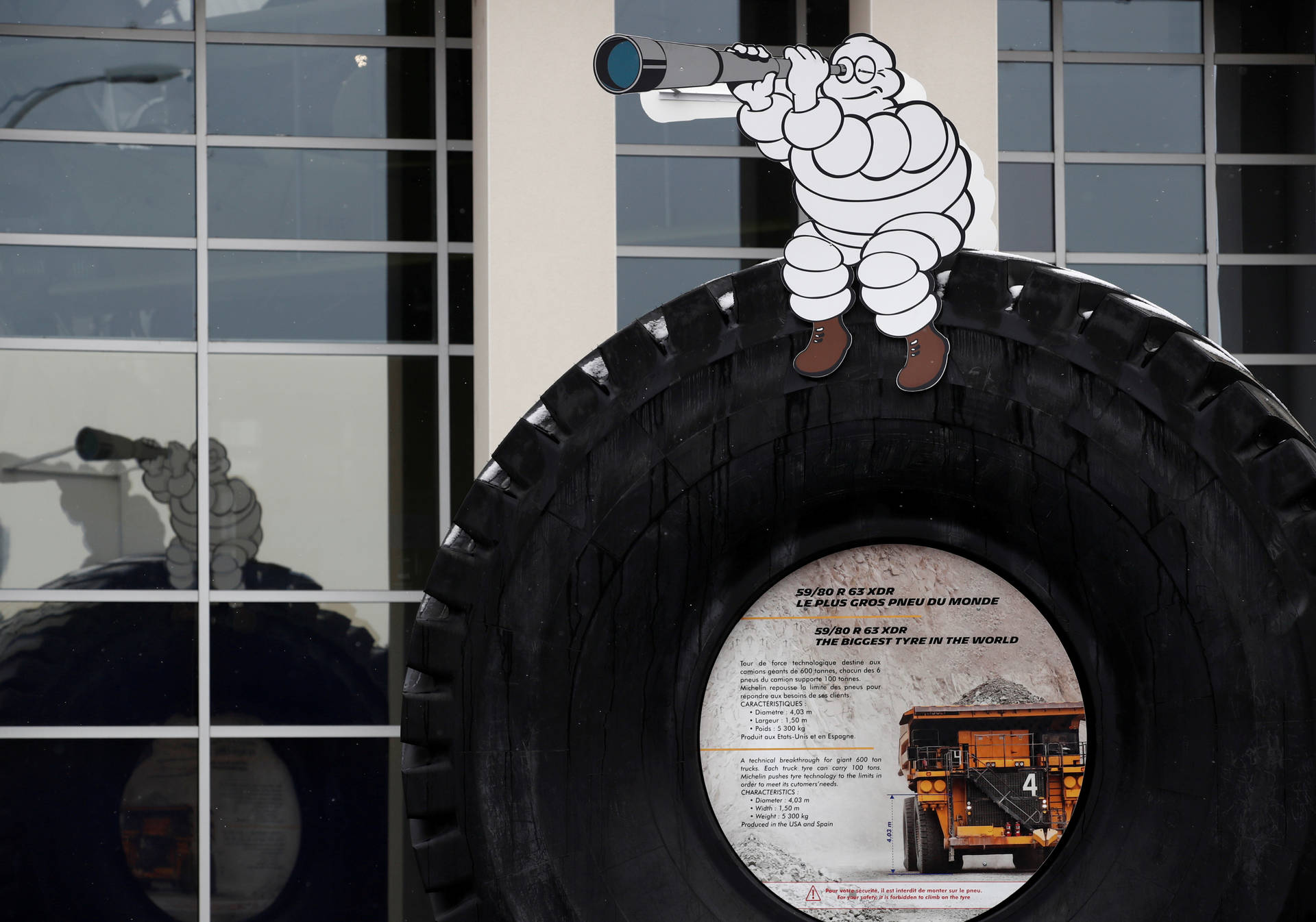 Caption: Michelin's iconic Bibendum Mascot Wallpaper