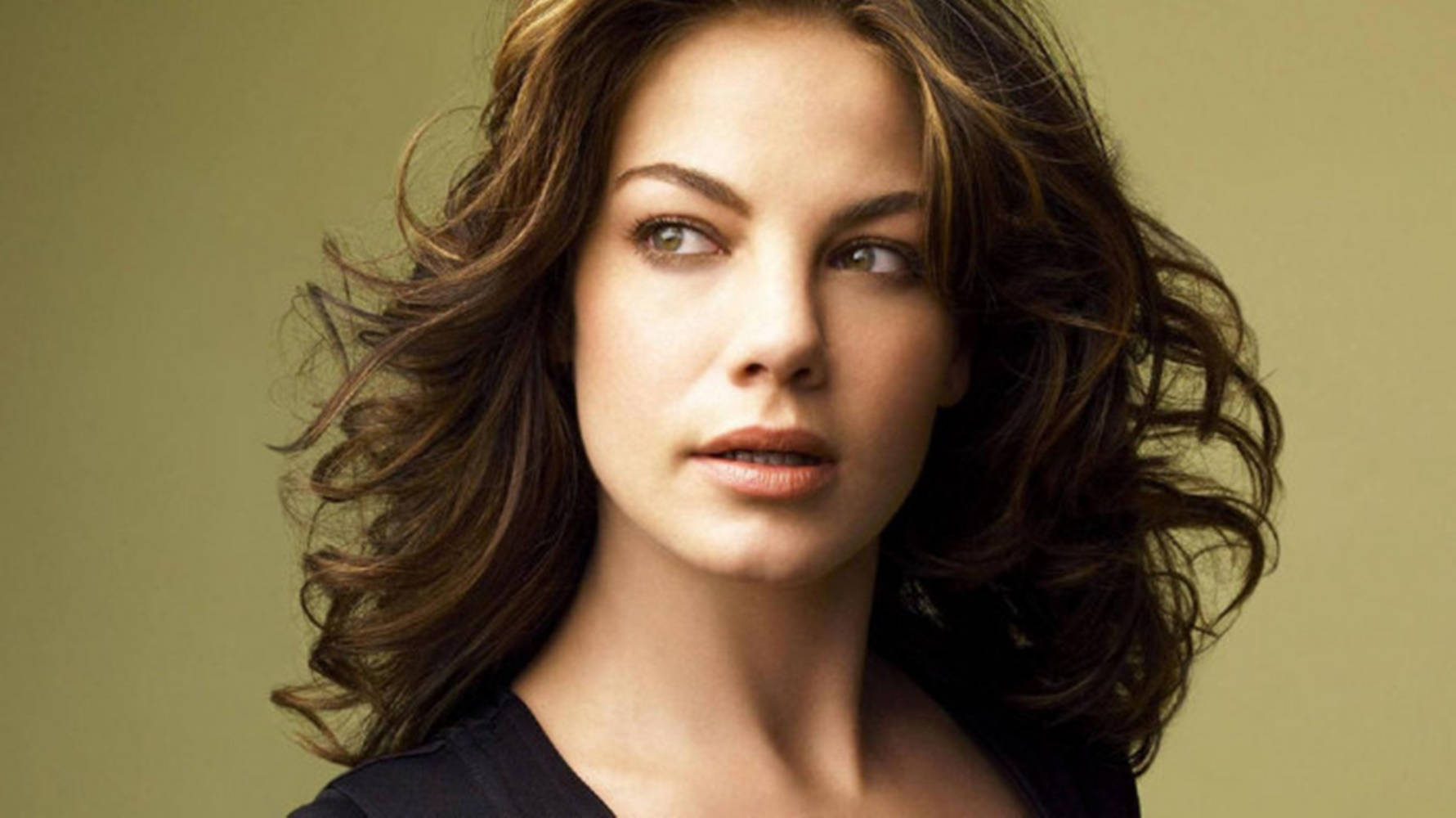 Michelle Monaghan Natural Beauty Wallpaper