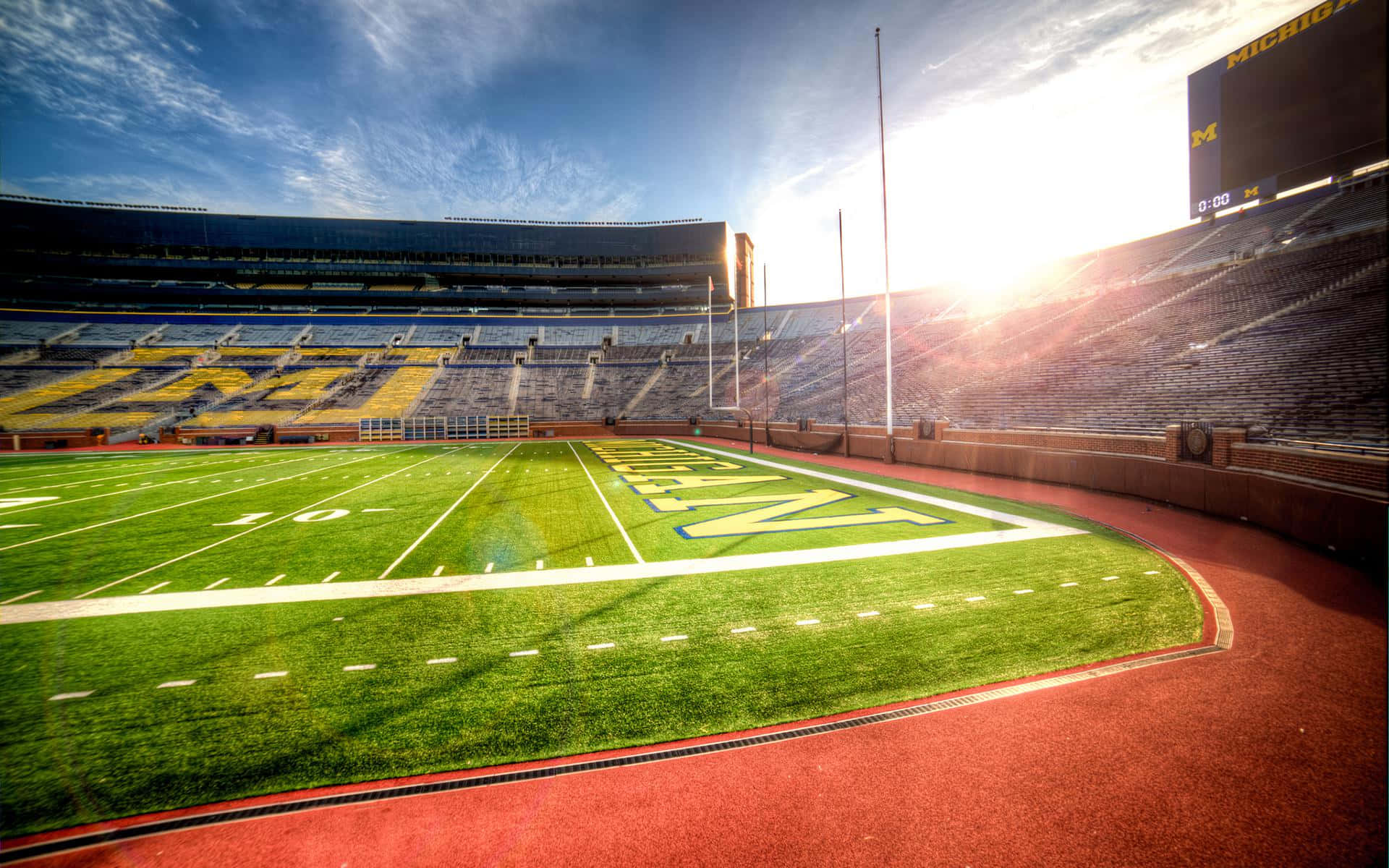 Michigan Stadium Football Field Picture