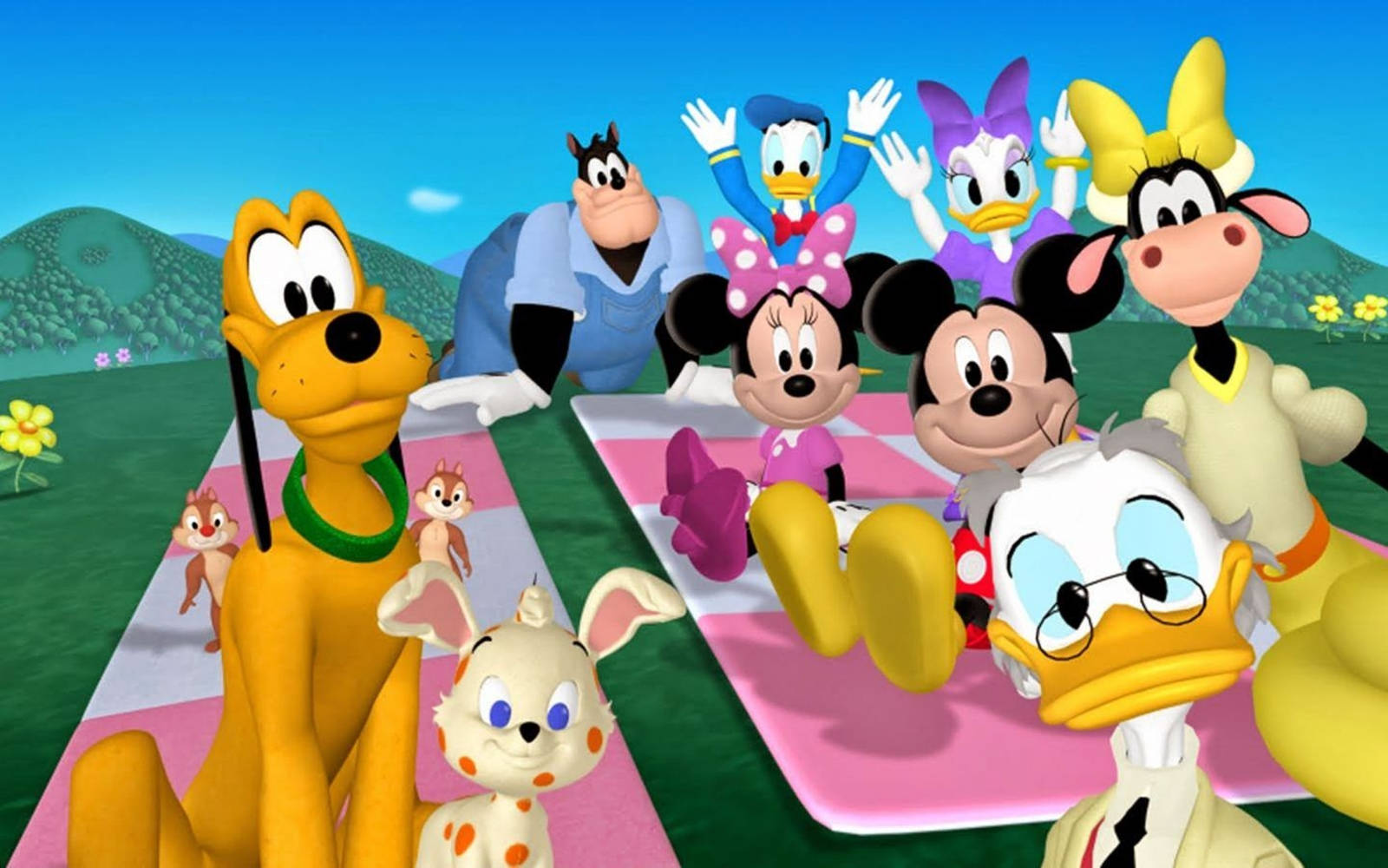 Mickey Mouse Clubhouse Picnic Party Wallpaper