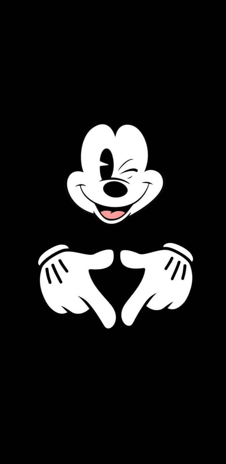 Mickeymouse Ler I Beredskap För Ett Magiskt Äventyr.
