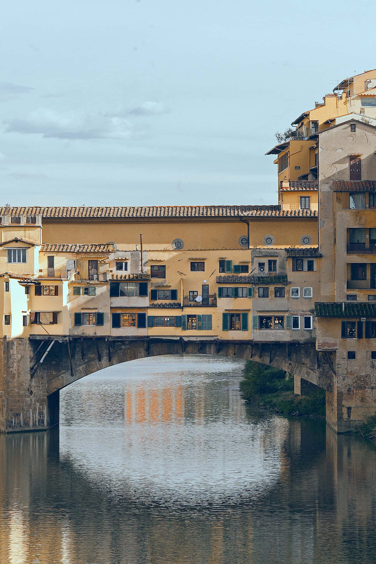 Pontevecchio, Il Ponte Medievale In Italia. Sfondo