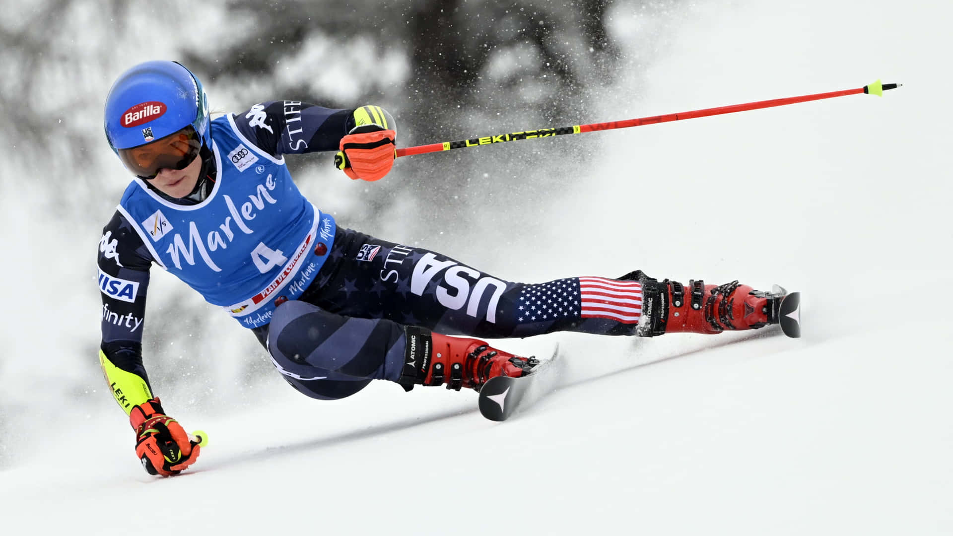 Mikaelashiffrin Is An American Alpine Ski Racer Who Has Won Multiple World Cup Titles And Olympic Gold Medals. Fondo de pantalla