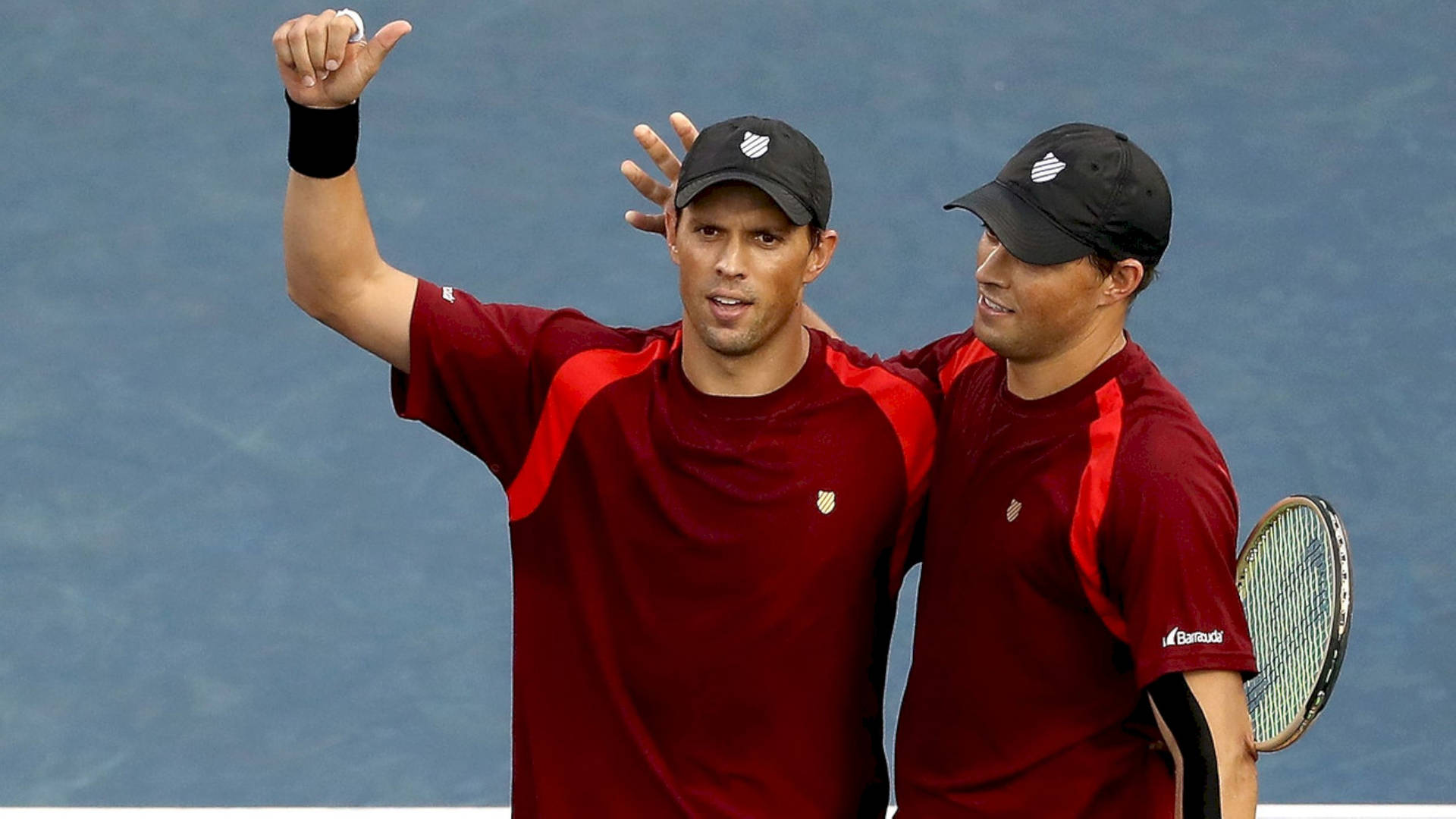 Mike And Bob Bryan Red Outfits Wallpaper