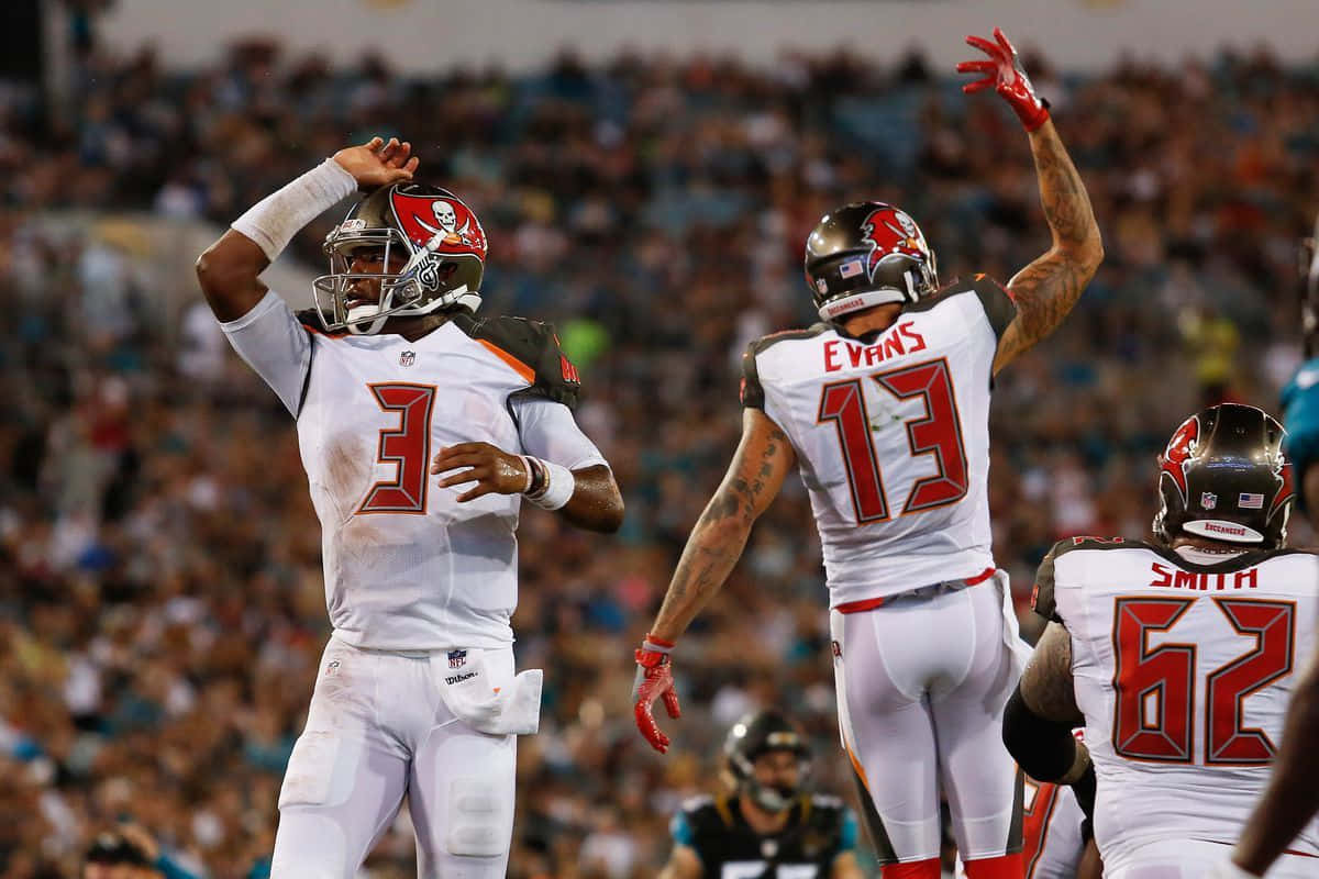 Tampabay Buccaneers' Wide Receiver, Mike Evans, Would Be Translated Into Danish As 