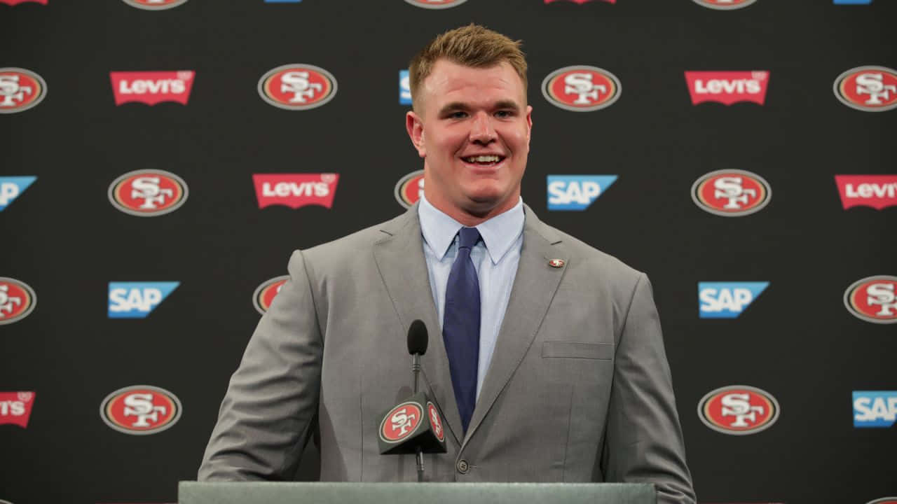 Download Mike McGlinchey - San Francisco 49ers Offensive Tackle Wallpaper