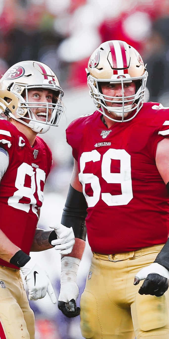 Mike McGlinchey in action on the field Wallpaper