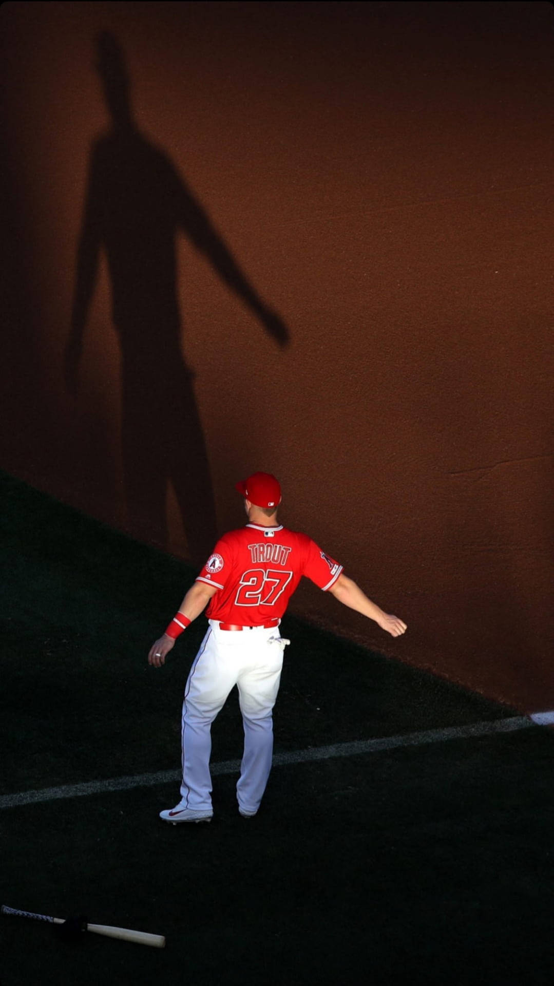Mike Trout In The Field Wallpaper