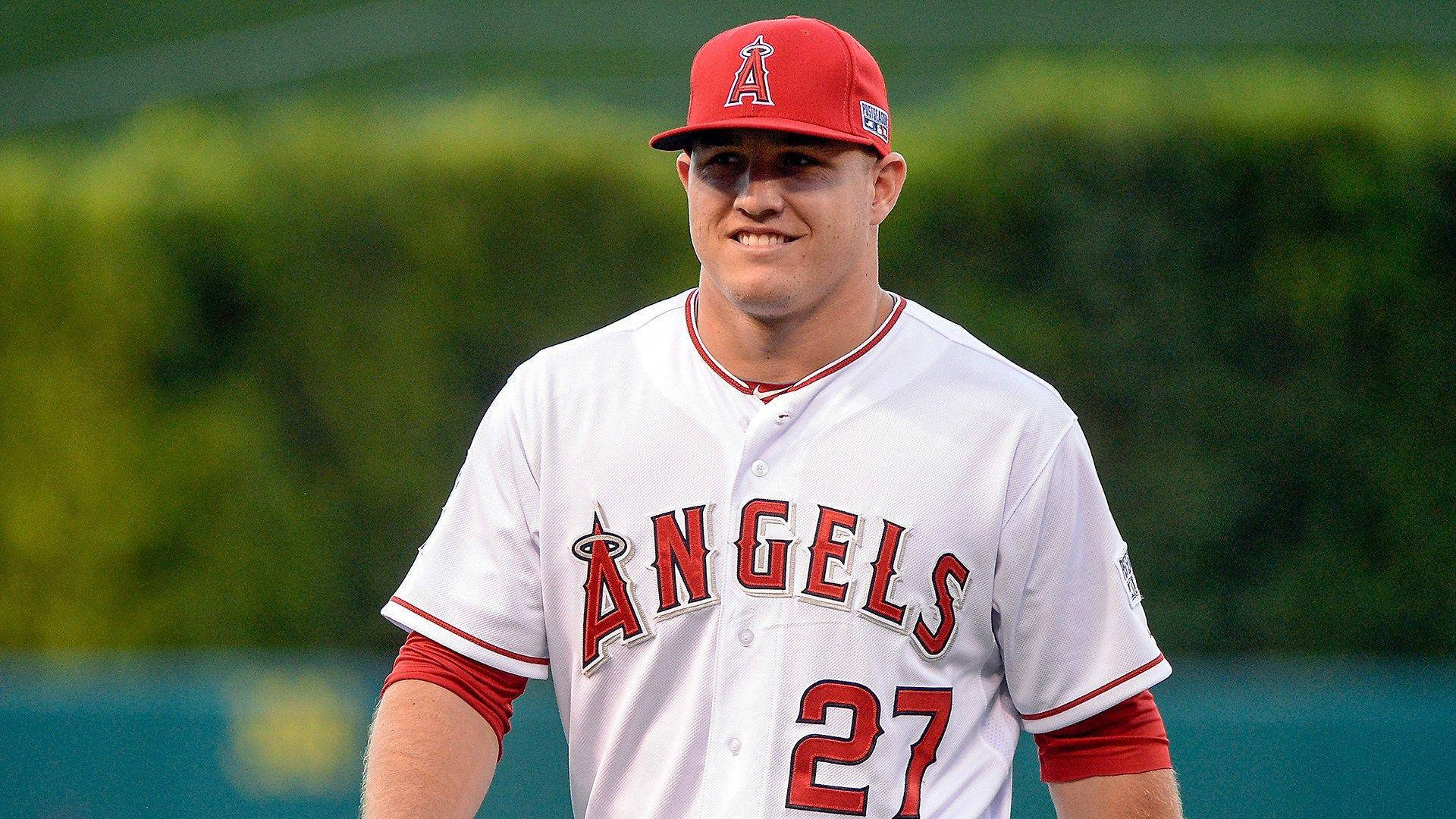 Mike Trout Of Angels Wallpaper