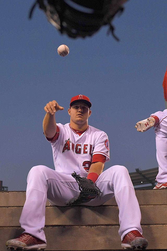 Mike Trout Throwing Ball