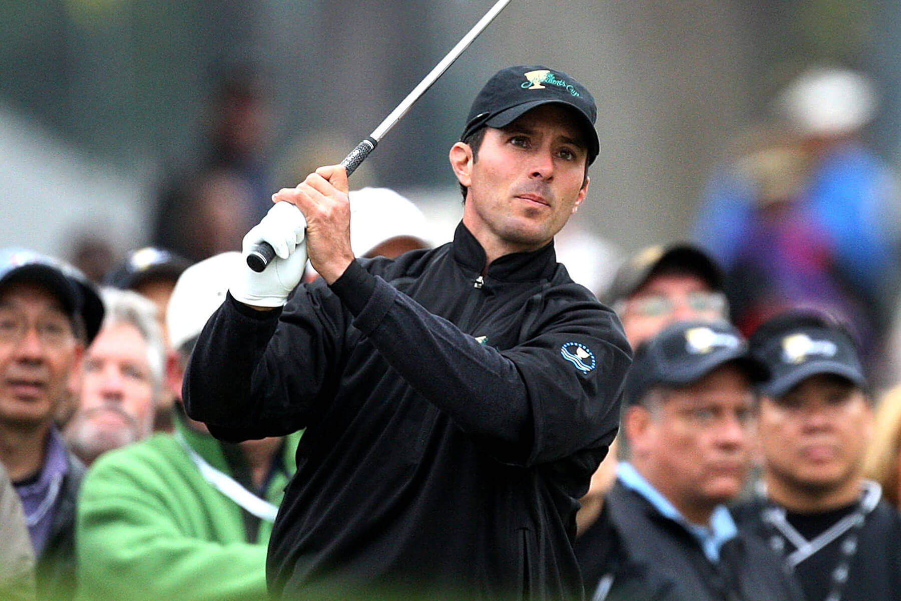 Mike Weir Holding His Golf Club Wallpaper