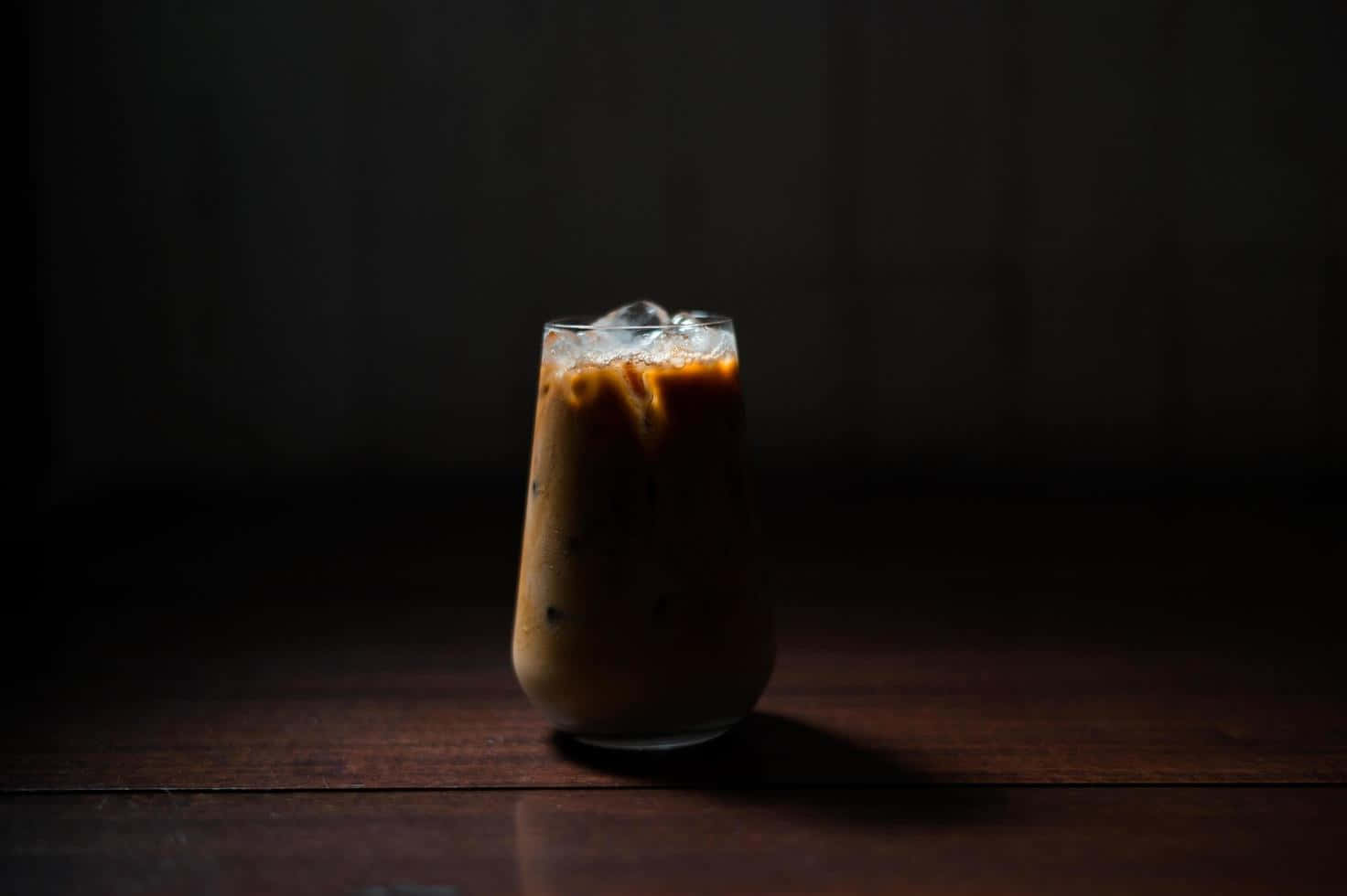 A splash of milk meets coffee Wallpaper