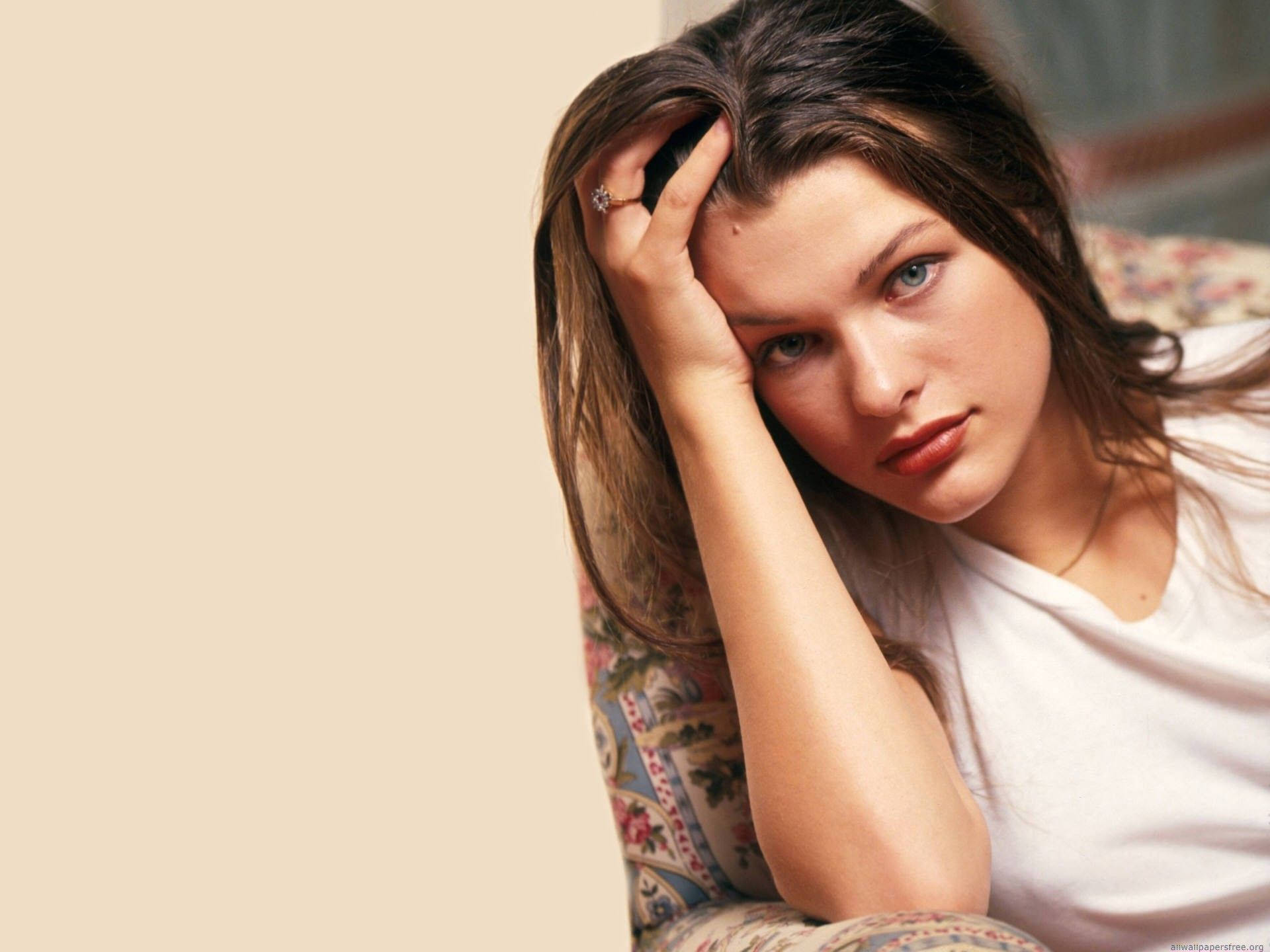 Millajovovich Junges Fotoshooting Bearbeitung Wallpaper