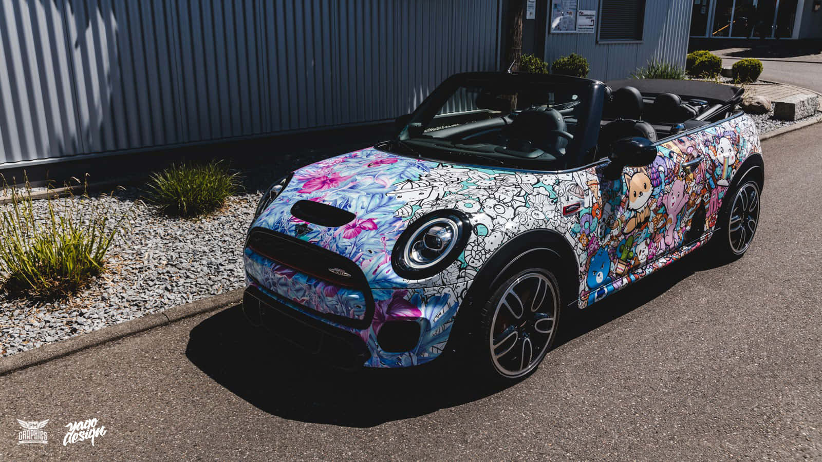 Enjoy the Ride with the Stylish Mini Cooper S Convertible Wallpaper