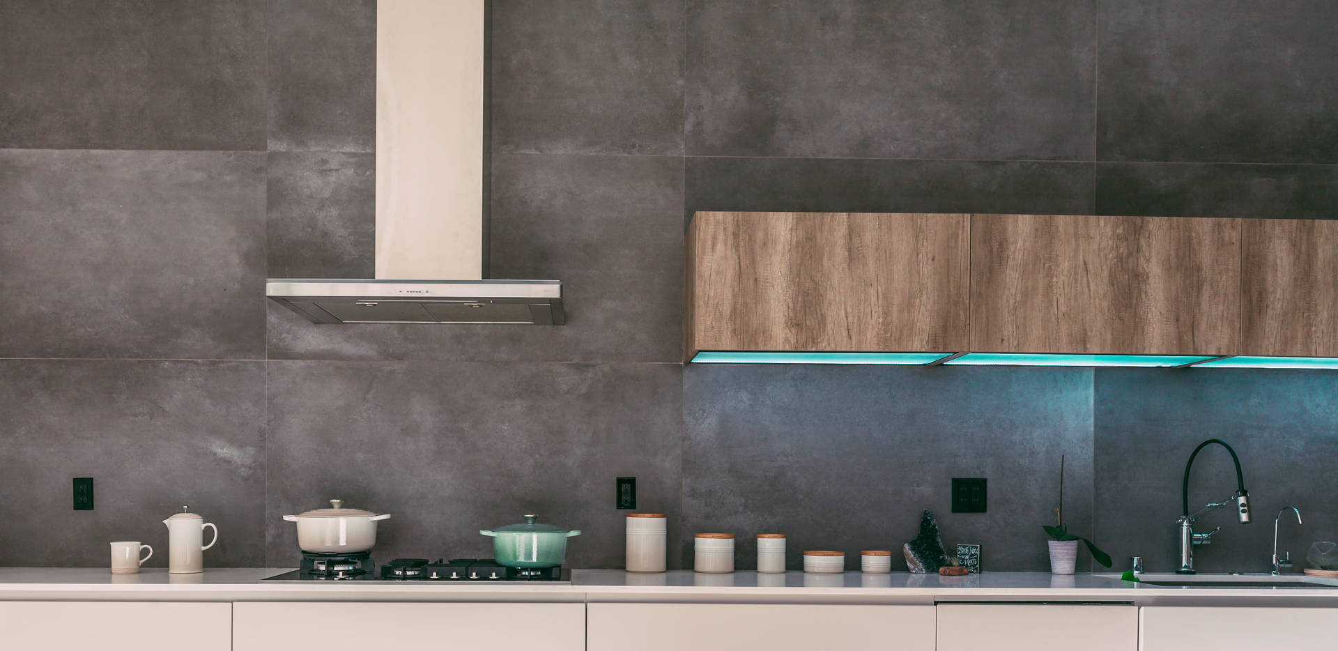 Minimalist Kitchen Design Counter Wallpaper