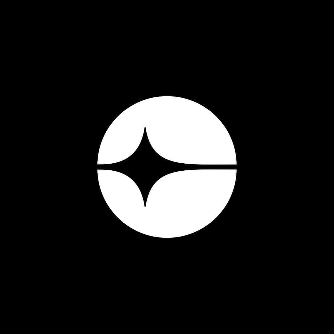 Minimalist Logo with Geometric Shapes Wallpaper