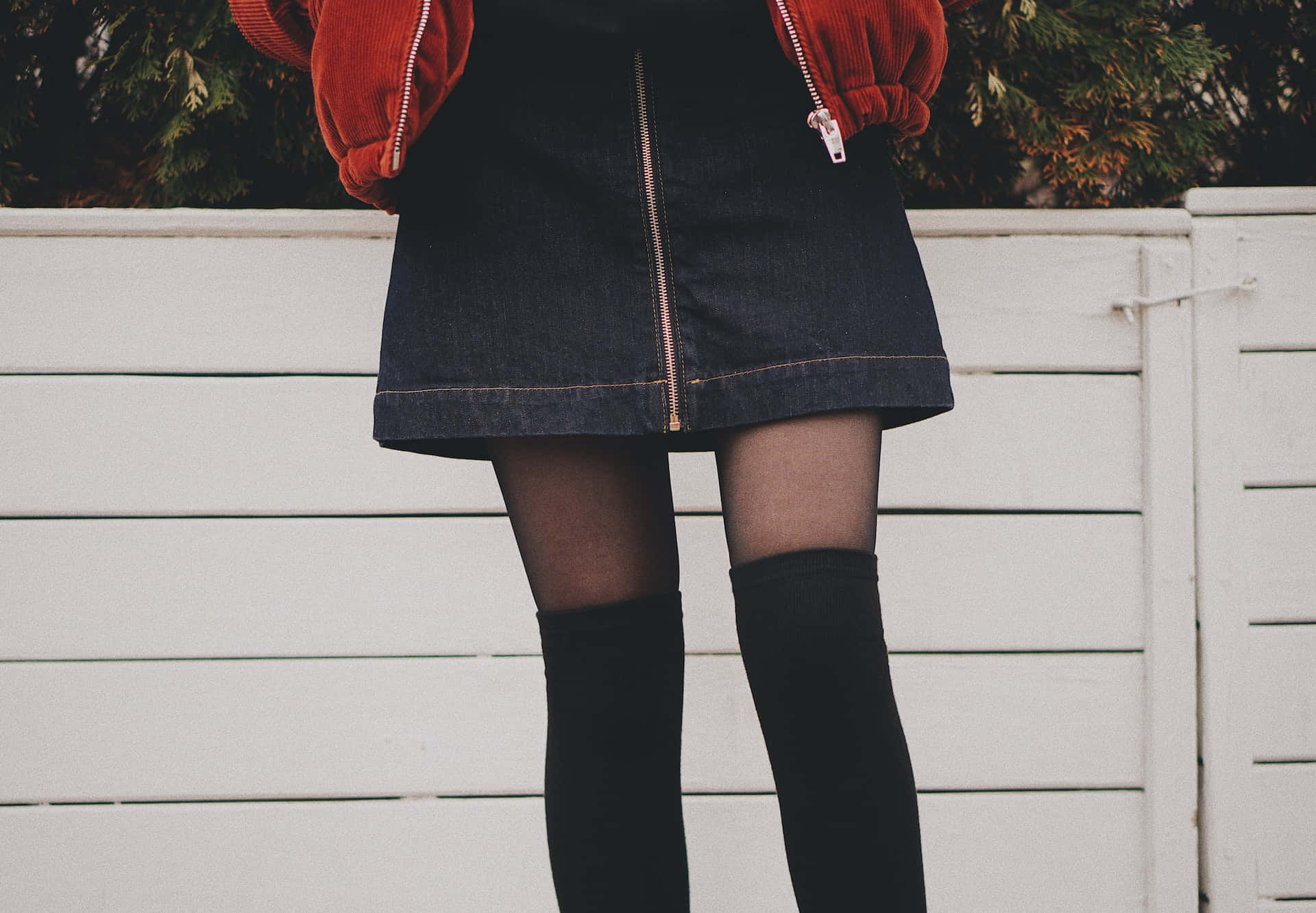 Miniskirt With Zipper Wallpaper